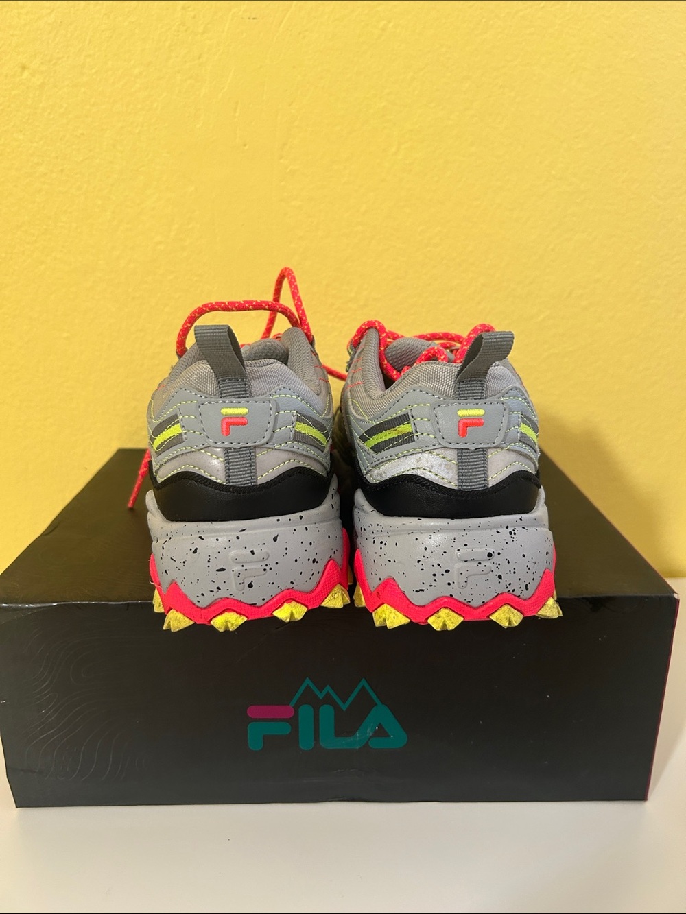 FILA Gray Sneakers with Neon Pink & Yellow Accents - Picture 4 of 4